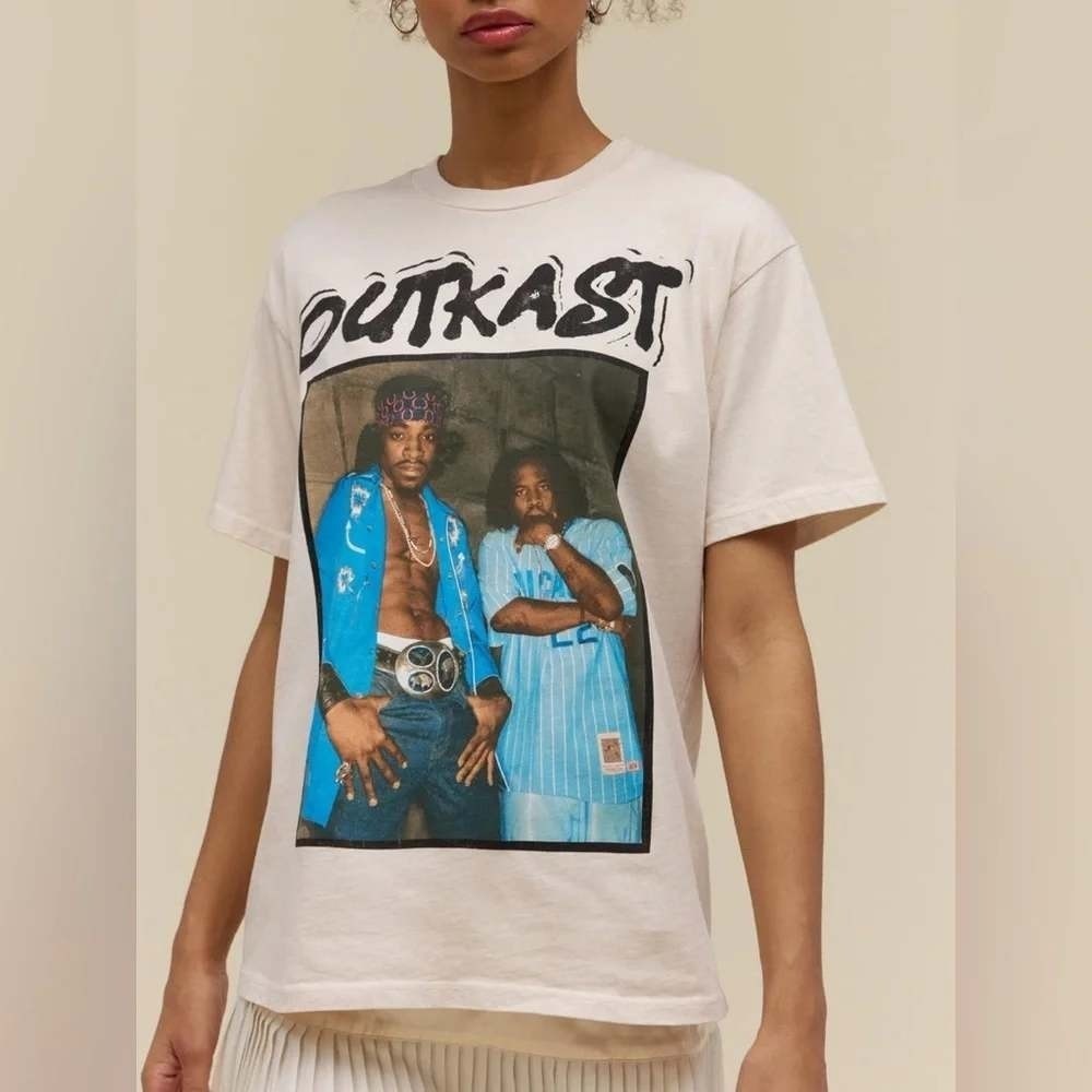 184 Daydreamer Outkast Graphic T-Shirt Cotton Band Tee  (Small, NWT)